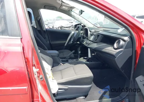 2016 Toyota Rav4 Le z USA, uszkodzony, nr VIN JTMZFREV0GJ063201